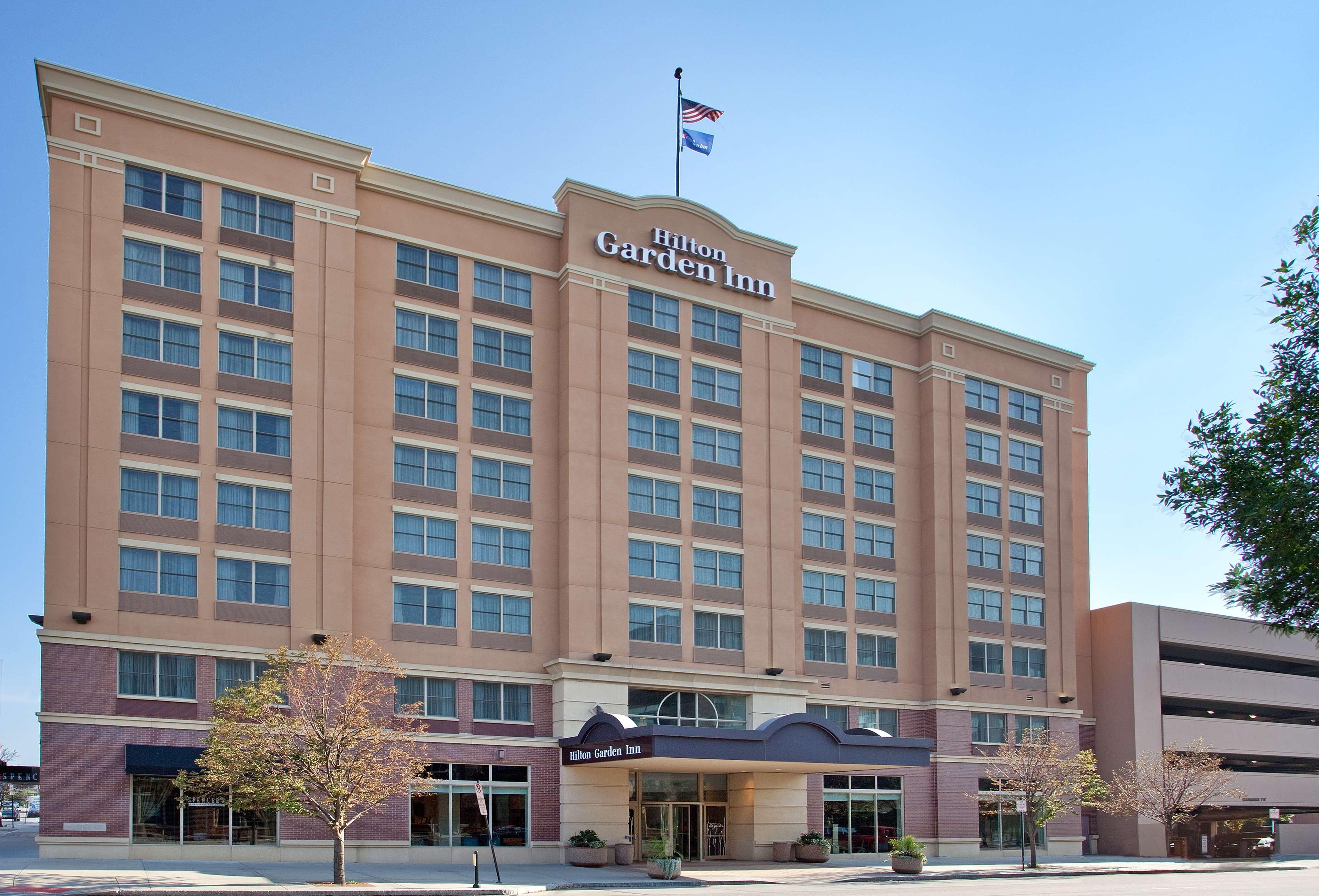 Hilton Garden Inn Omaha Downtown-Old Market Area Exterior foto